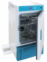 UT-3070 Инкубатор с охлаждением 74л